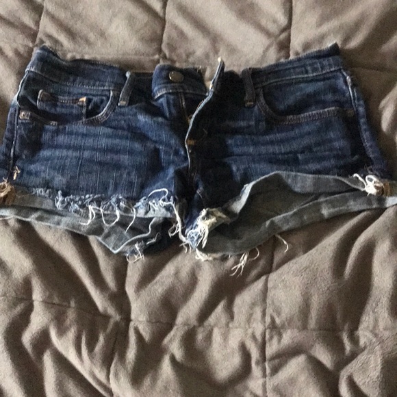 Shorts - Picture 1 of 3